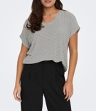 T-SHIRT SCOLLO A V